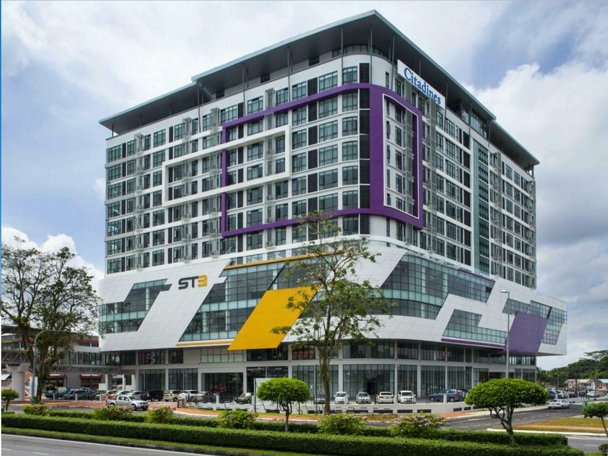 Готель Citadines Uplands Кучінг Екстер'єр фото